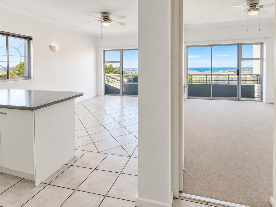 To Let 1 Bedroom Property for Rent in Green Point Western Cape